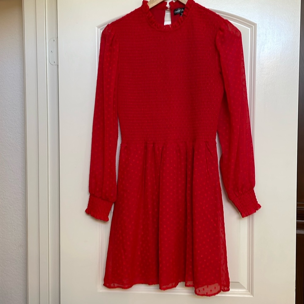 Red, small dress,